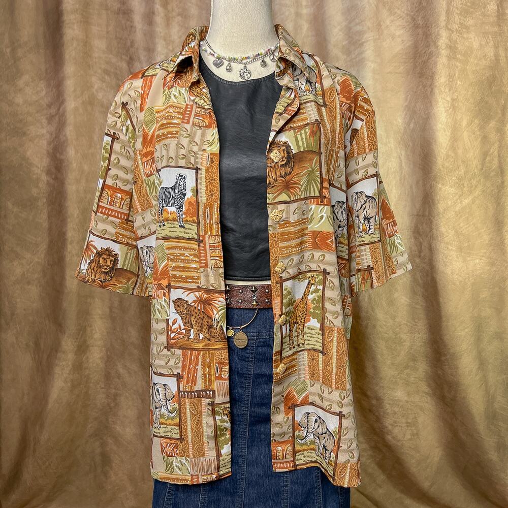 Vintage Safari Shirt 90s Savanna Animals Button Up Multicolor Patchwork Tropical